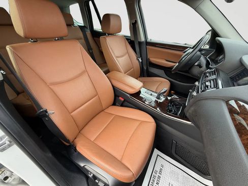 Used 2017 BMW X3 xDrive28i image 19