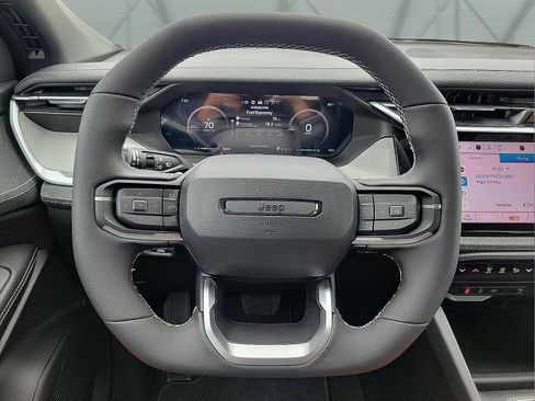 New 2026 Jeep Cherokee Laredo AWD/4WD image 12