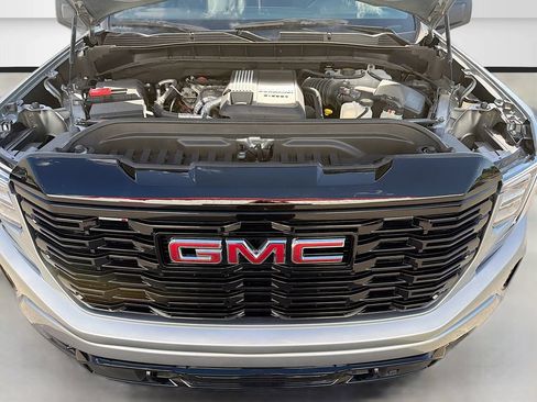 Used 2025 GMC Sierra 1500 Elevation AWD/4WD image 30