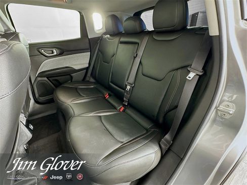 Used 2022 Jeep Compass Latitude image 17