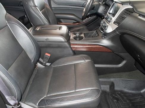 Used 2016 GMC Yukon SLT AWD/4WD image 10