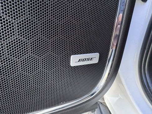 Used 2018 Chevrolet Tahoe LT image 17