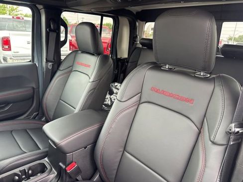 New 2026 Jeep Gladiator Rubicon AWD/4WD image 10