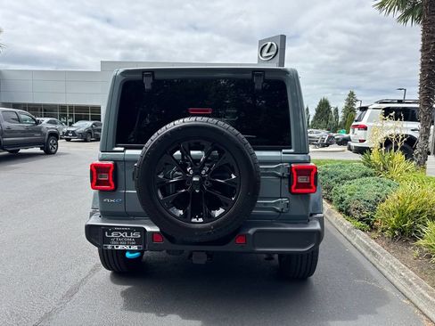 Used 2024 Jeep Wrangler Unlimited Sahara w/ Safety Group AWD/4WD image 7