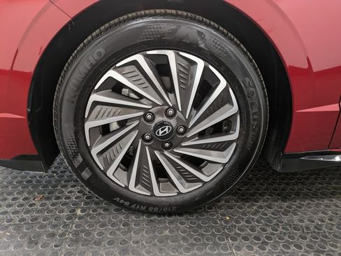 Certified 2024 Hyundai Sonata SEL FWD image 7