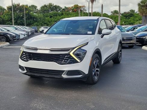 Used 2024 Kia Sportage EX FWD image 27