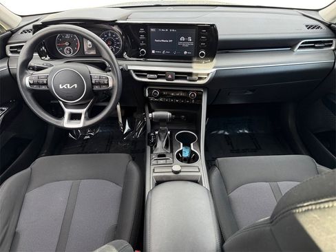 Used 2022 Kia K5 LX image 10