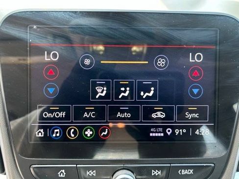 Used 2022 Chevrolet Malibu LT FWD image 26