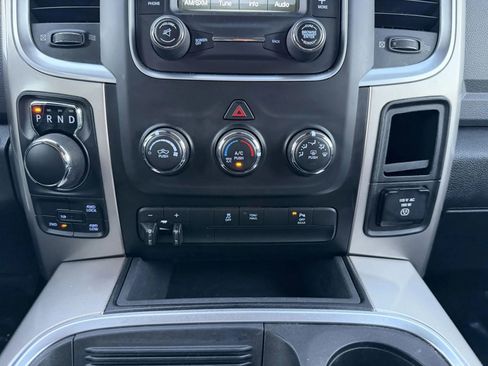 Used 2017 RAM 1500 Classic SLT AWD/4WD image 26