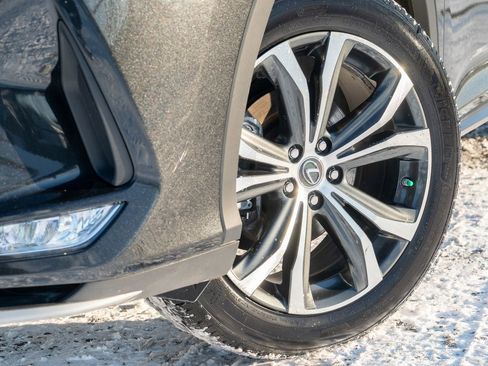 Used 2022 Lexus RX 450h AWD w/ Premium Package image 9