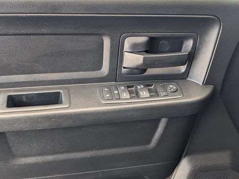 Used 2017 RAM 1500 Express w/ Black Ram 1500 Express Group AWD/4WD image 15