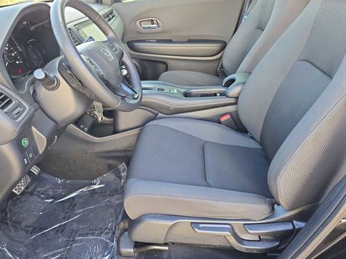Used 2022 Honda HR-V Sport image 16