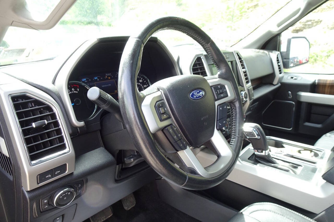 Used 2017 Ford F150 Lariat AWD/4WD image 19