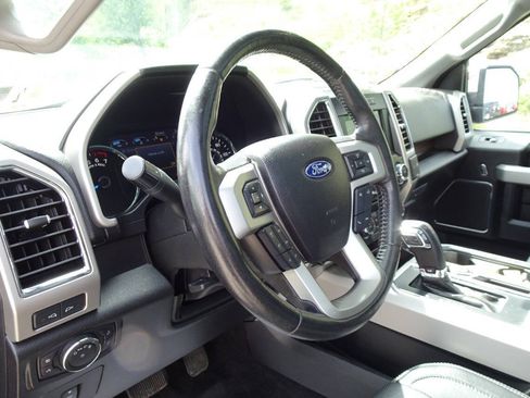 Used 2017 Ford F150 Lariat AWD/4WD image 19