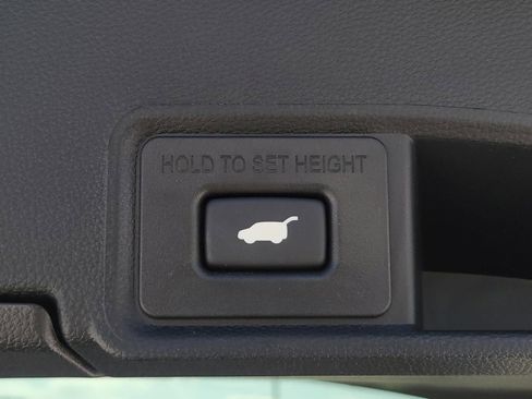 New 2026 Acura RDX SH-AWD image 11