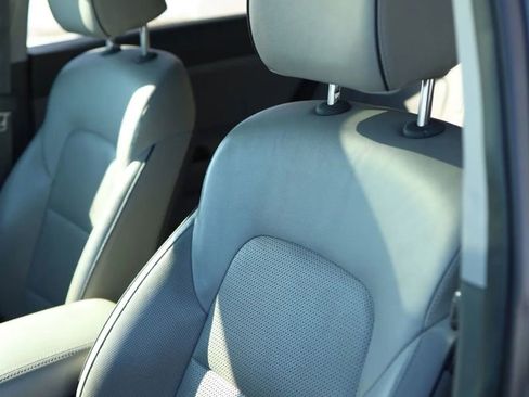 Used 2018 Kia Sportage SX image 11