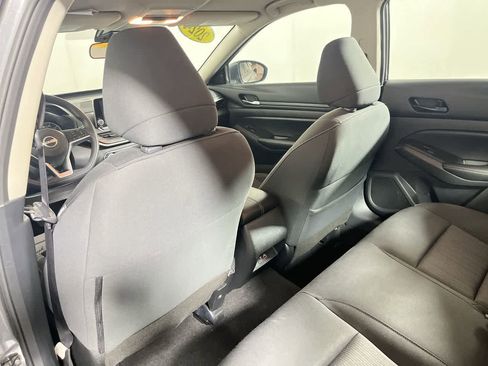 Used 2024 Nissan Altima 2.5 SV image 16