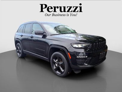 Used 2023 Jeep Grand Cherokee Limited w/ Black Appearance Package