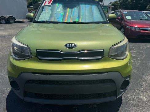 Used 2019 Kia Soul image 2