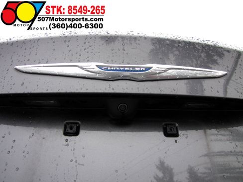 Used 2016 Chrysler 200 Limited image 11