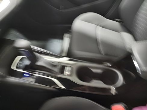 Used 2019 Toyota Corolla SE image 30