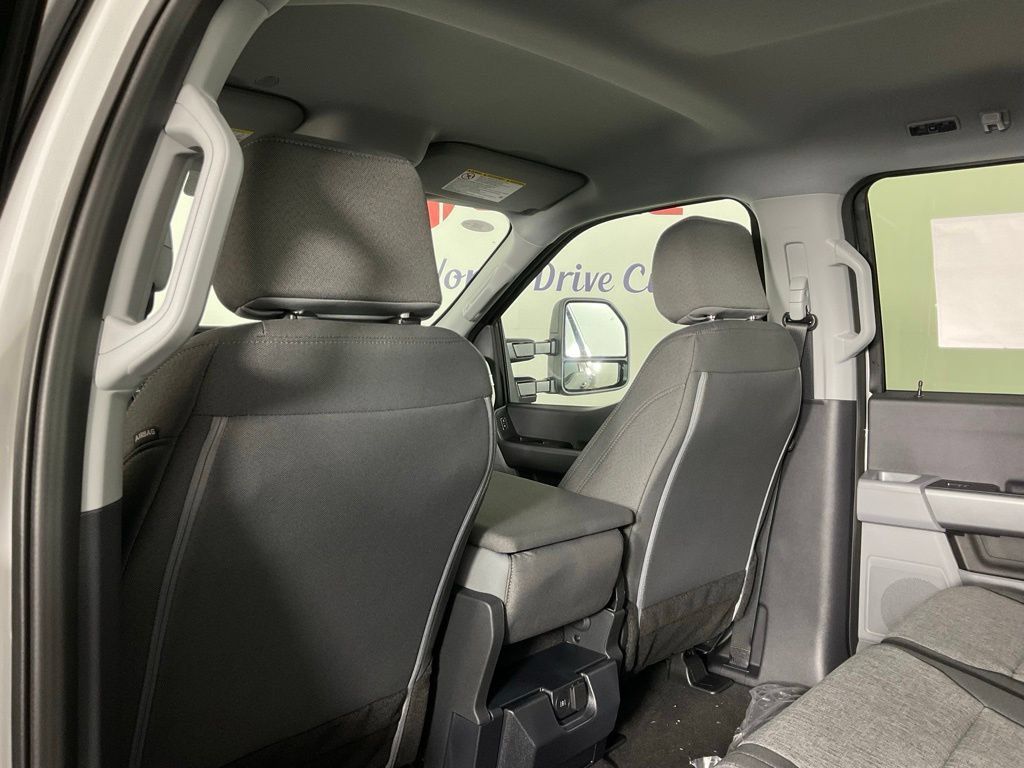 New 2026 Ford F350 XL w/ STX Appearance Package AWD/4WD image 15