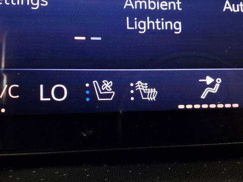 New 2026 Buick Enclave Avenir image 8