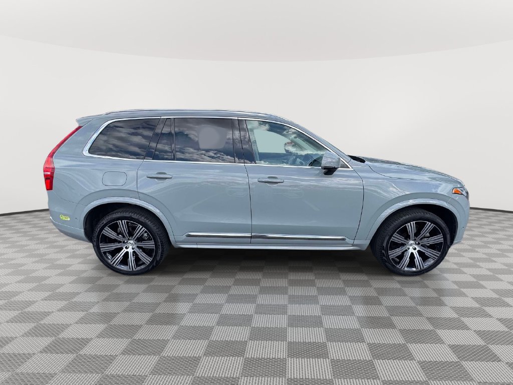 Certified 2025 Volvo XC90 T8 Ultra w/ Protection Package Premier AWD/4WD image 3