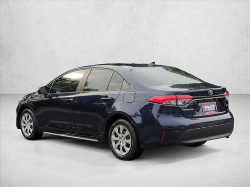 Used 2024 Toyota Corolla LE FWD image 8