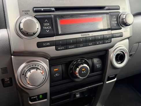 Used 2013 Toyota 4Runner SR5 RWD image 20