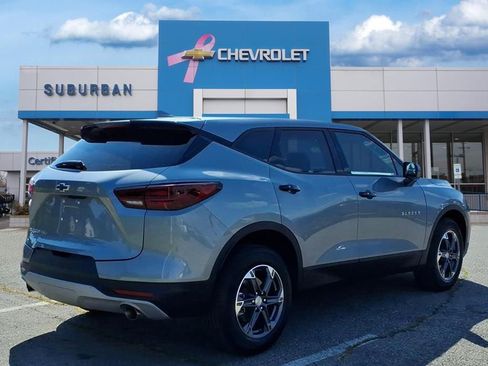 Used 2025 Chevrolet Blazer LT image 5