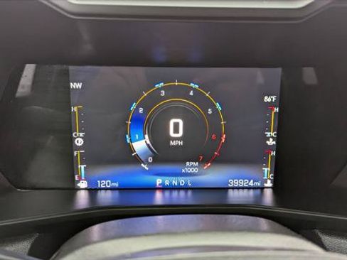 Used 2023 Chevrolet Colorado W/T RWD image 24
