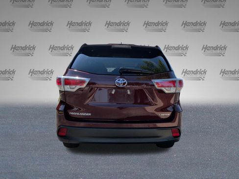 Used 2016 Toyota Highlander Limited FWD image 8