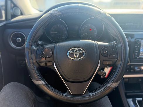 Used 2017 Toyota Corolla iM w/ Carpet Mat Package FWD image 6
