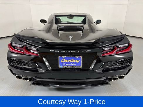 Used 2025 Chevrolet Corvette E-Ray w/ Stealth Interior Trim Package AWD/4WD image 8