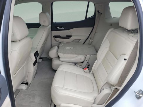 Used 2021 GMC Acadia Denali w/ Denali Technology Package image 16