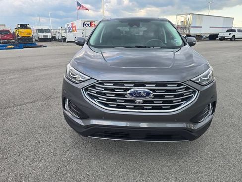 Used 2024 Ford Edge Titanium w/ Equipment Group 301A AWD/4WD image 9