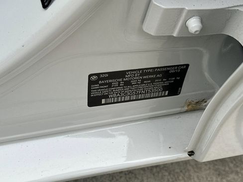 Used 2015 BMW 320i xDrive Sedan image 21