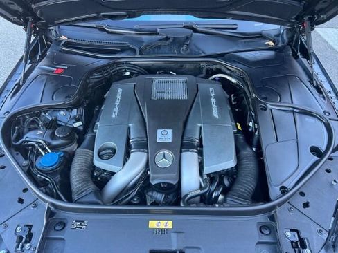 Used 2016 Mercedes-Benz S 63 AMG 4MATIC Sedan w/ Rear Seat Package image 26