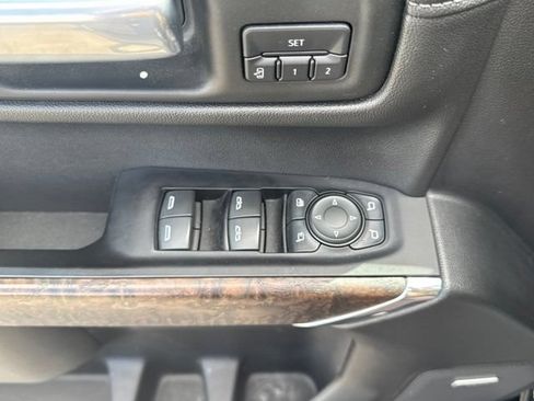 Used 2019 GMC Sierra 1500 Denali w/ Denali Ultimate Package AWD/4WD image 22