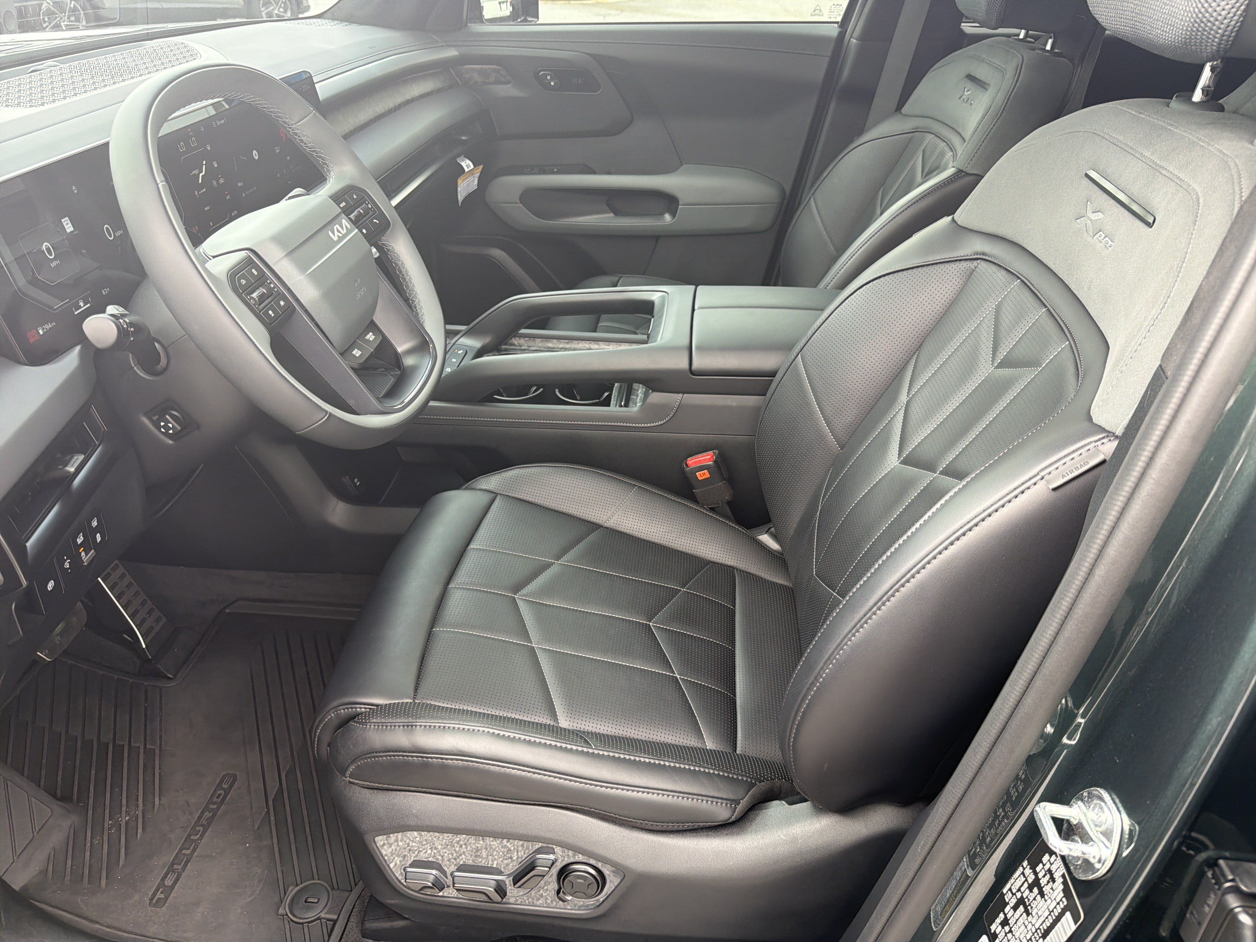 Used 2027 Kia Telluride SX Prestige X-Pro AWD/4WD image 11