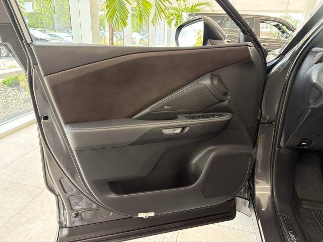 Certified 2026 Lexus TX 550h AWD Plug-In Hybrid w/ Technology Package image 16