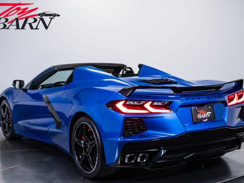 Used 2022 Chevrolet Corvette Stingray Preferred Conv w/ Z51 Performance Package RWD image 3