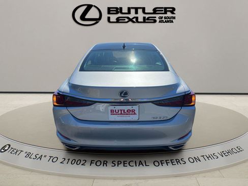 Used 2019 Lexus ES 350 Luxury w/ Accessory Package image 6