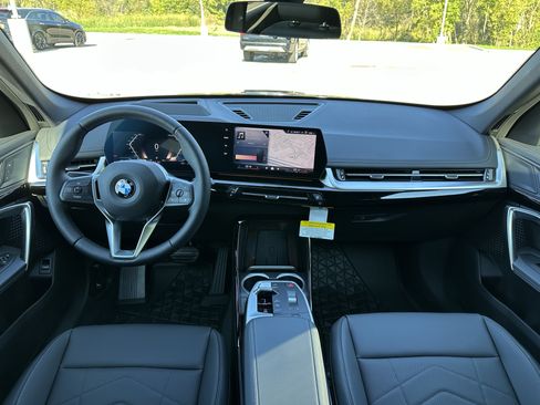 New 2026 BMW X1 xDrive28i w/ Technology Package image 10