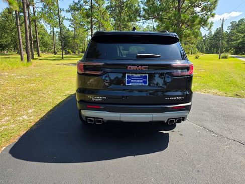 Used 2026 GMC Acadia Elevation w/ Elevation Premium Package FWD image 4
