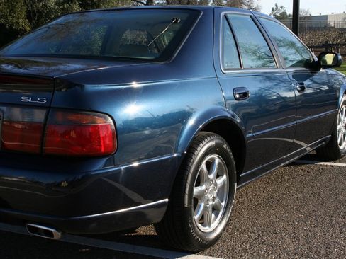 Used 2002 Cadillac Seville SLS w/ Premium Luxury Pkg image 5