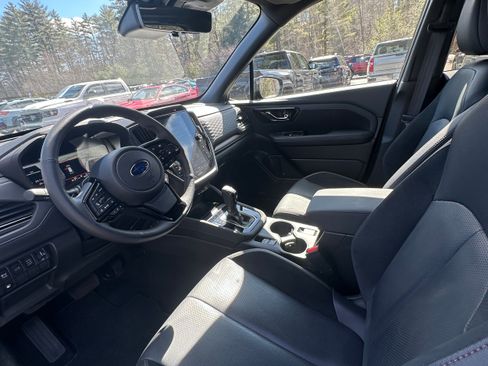 Used 2025 Subaru Forester Touring image 18