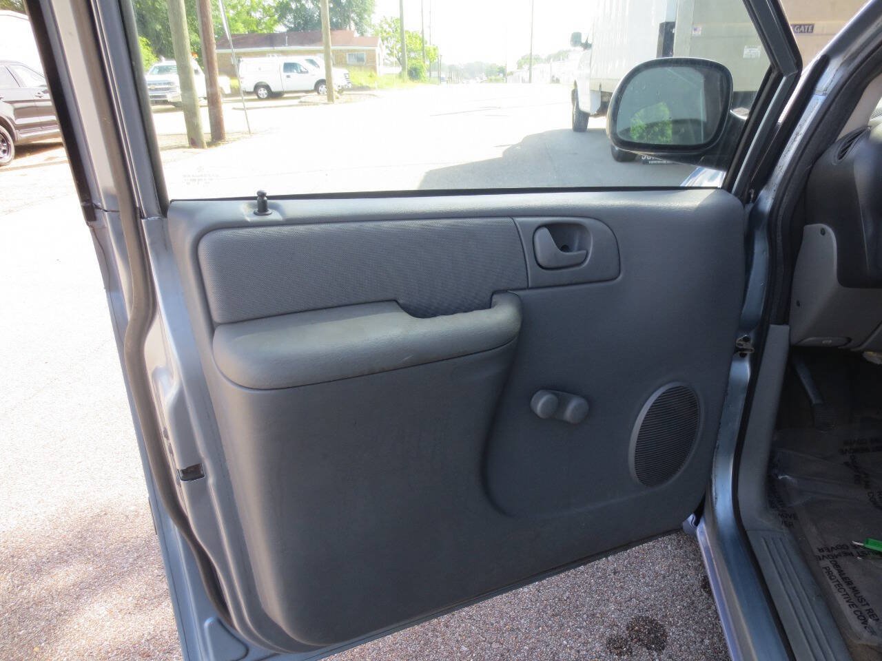 Used 2006 Dodge Caravan SE FWD image 7