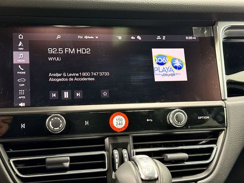 Certified 2026 Porsche Macan image 30